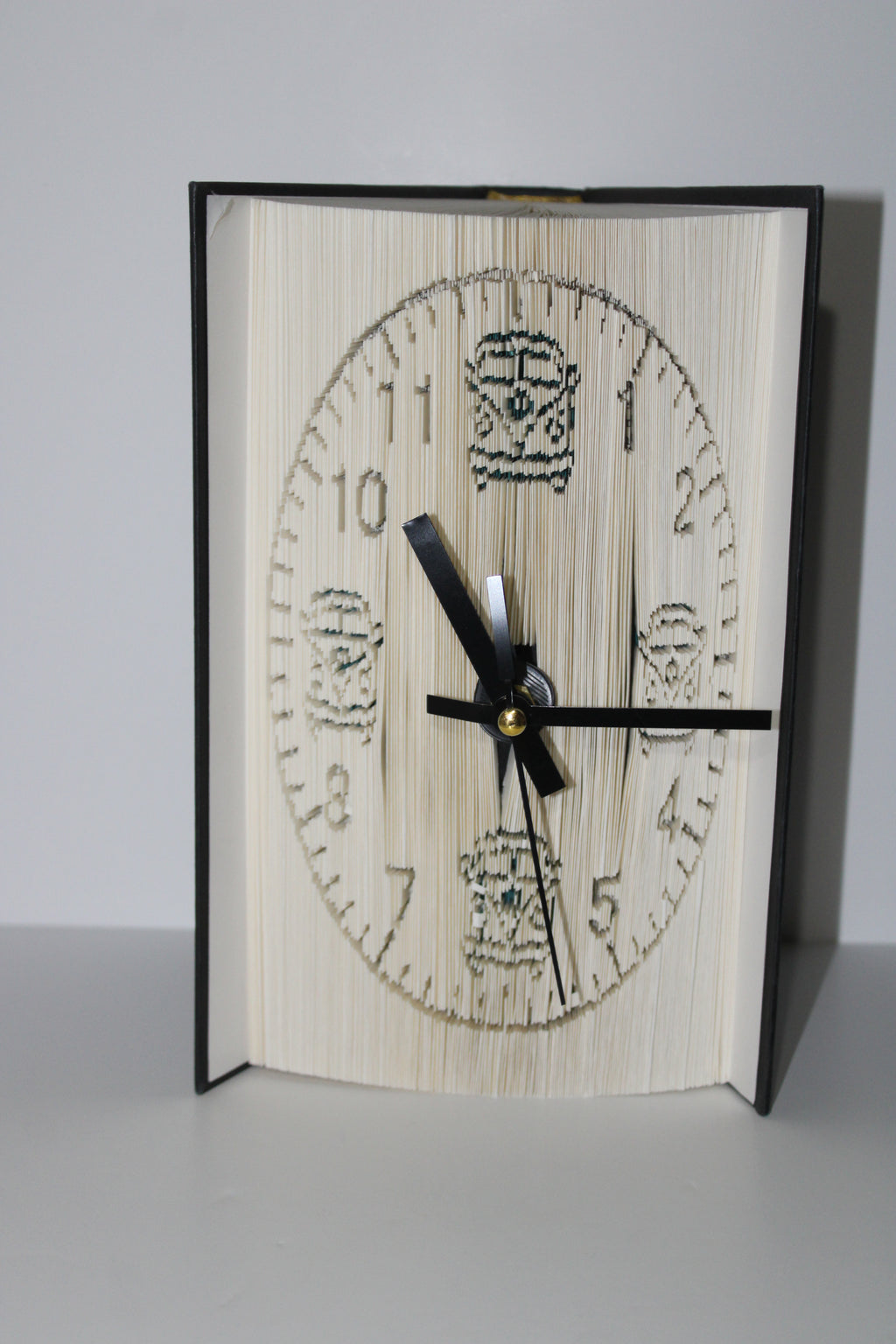 Livre pendule van