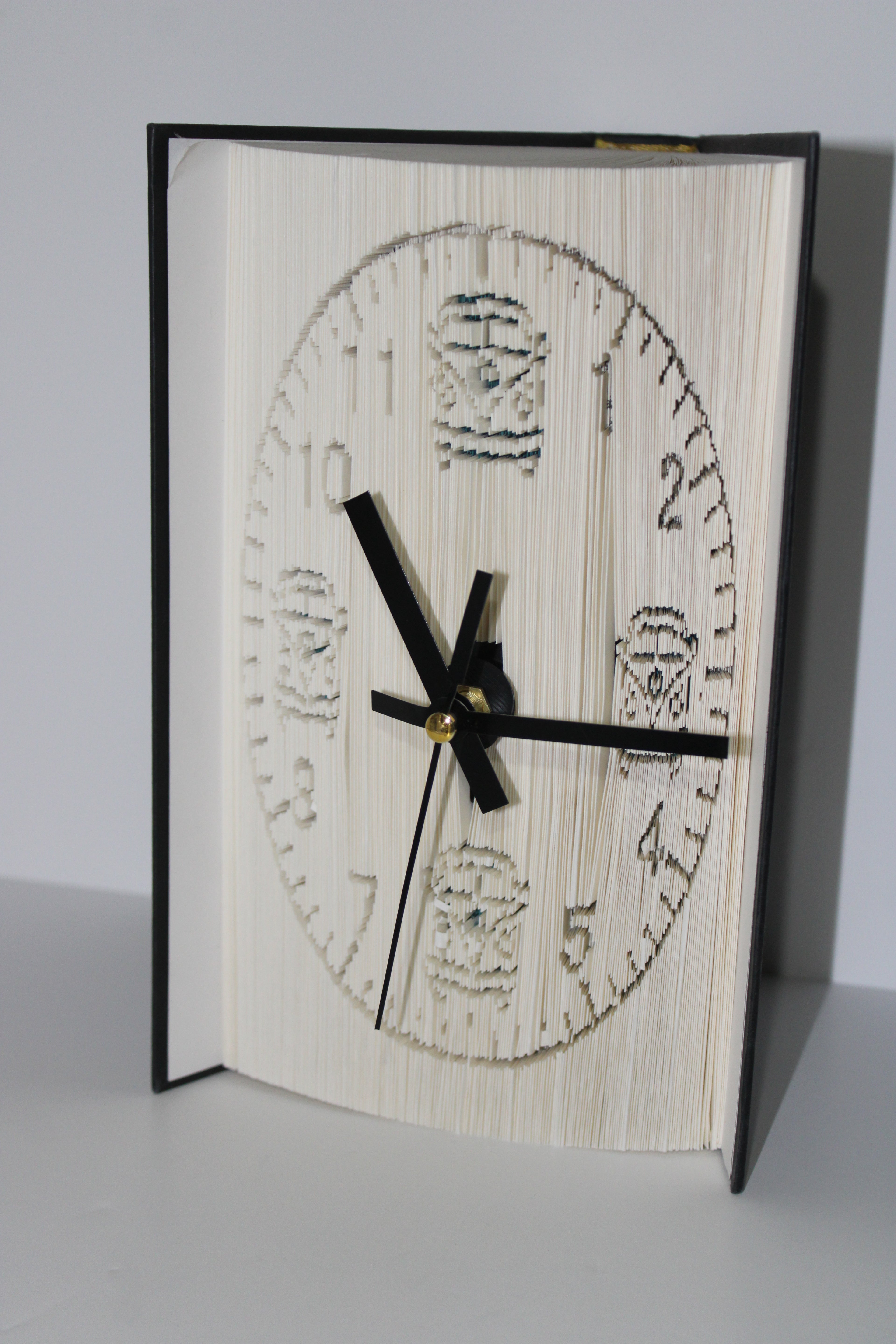 Livre pendule van
