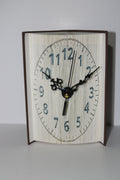 Livre pendule chiffres bleu
