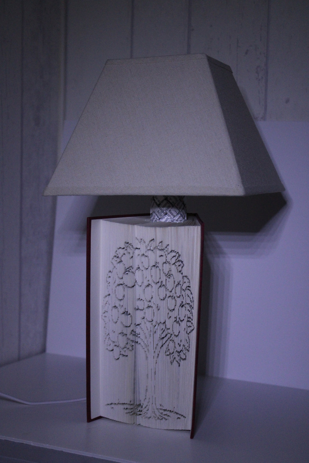 Livre lampe pommier