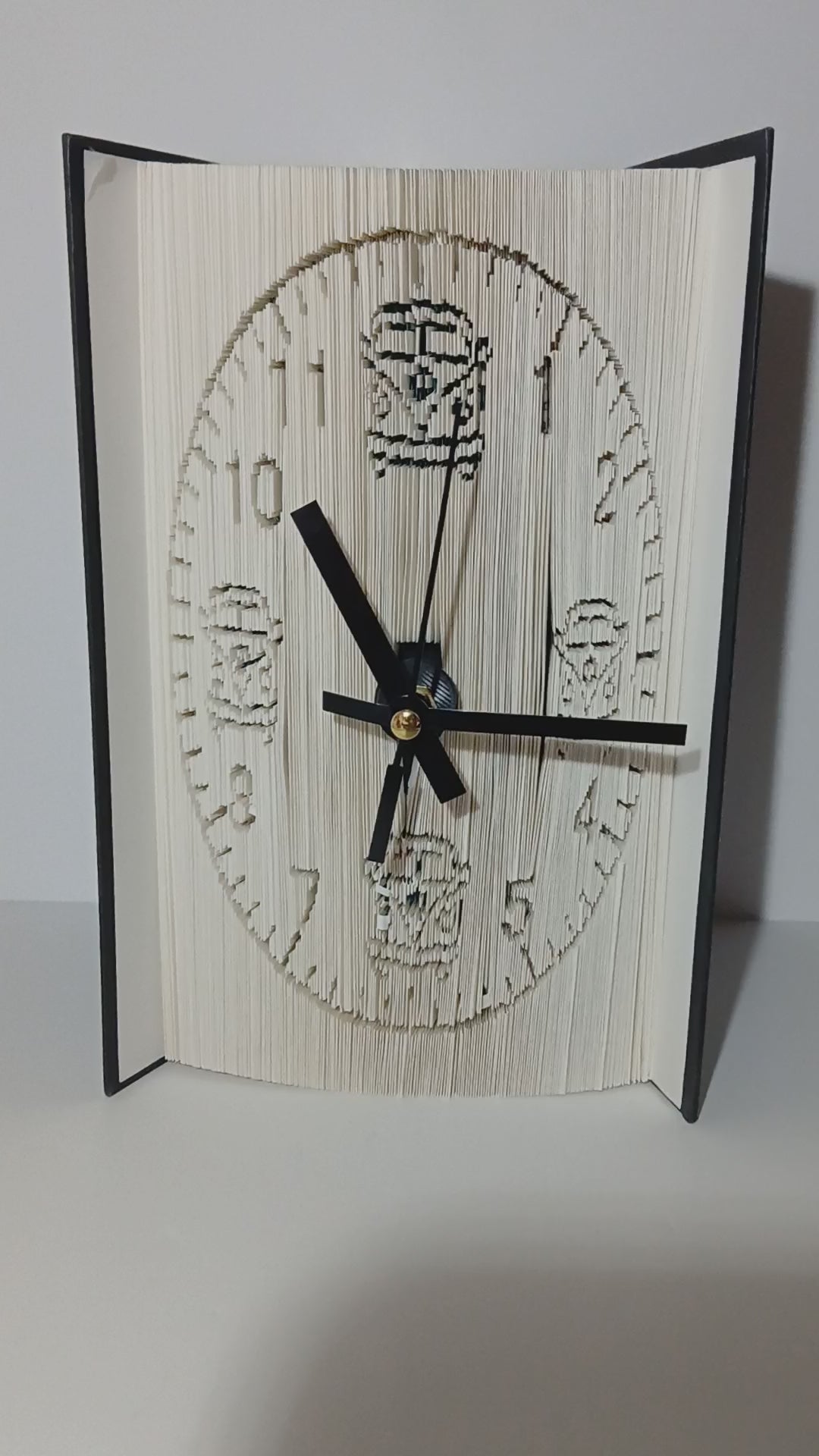 Livre pendule van